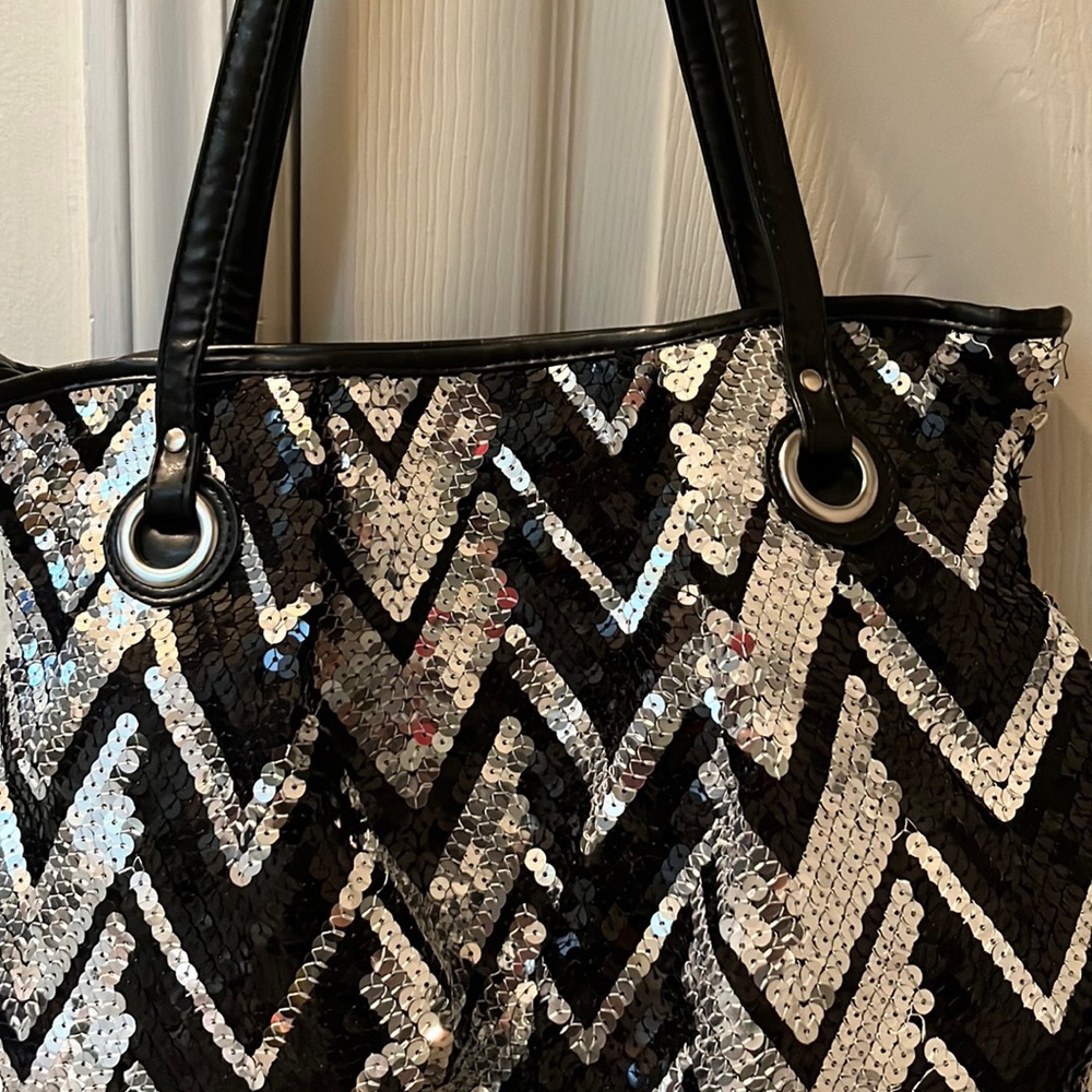 Sequin shoulder bag